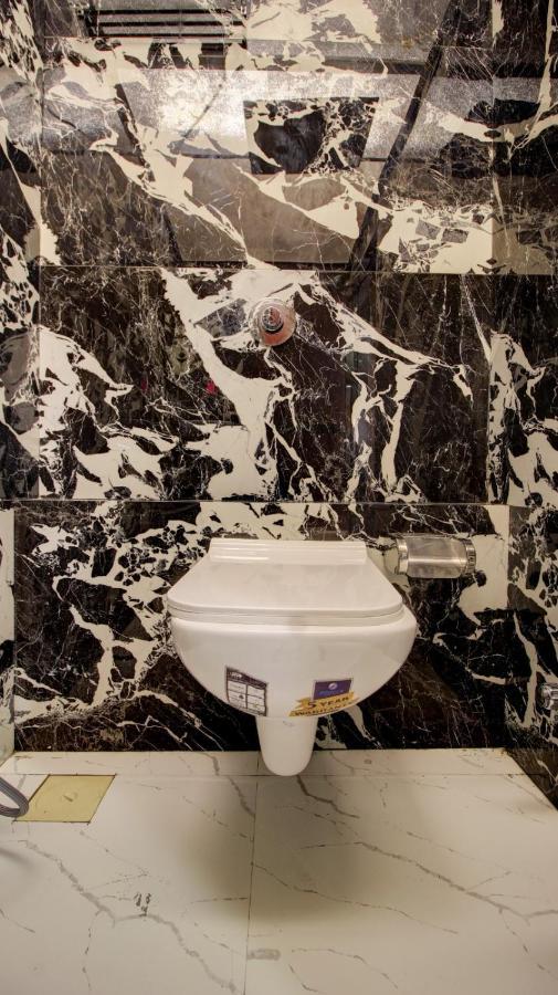 Hotel Priceless Suite Bombay Exhibition Centre Goregaon West Bombay Extérieur photo
