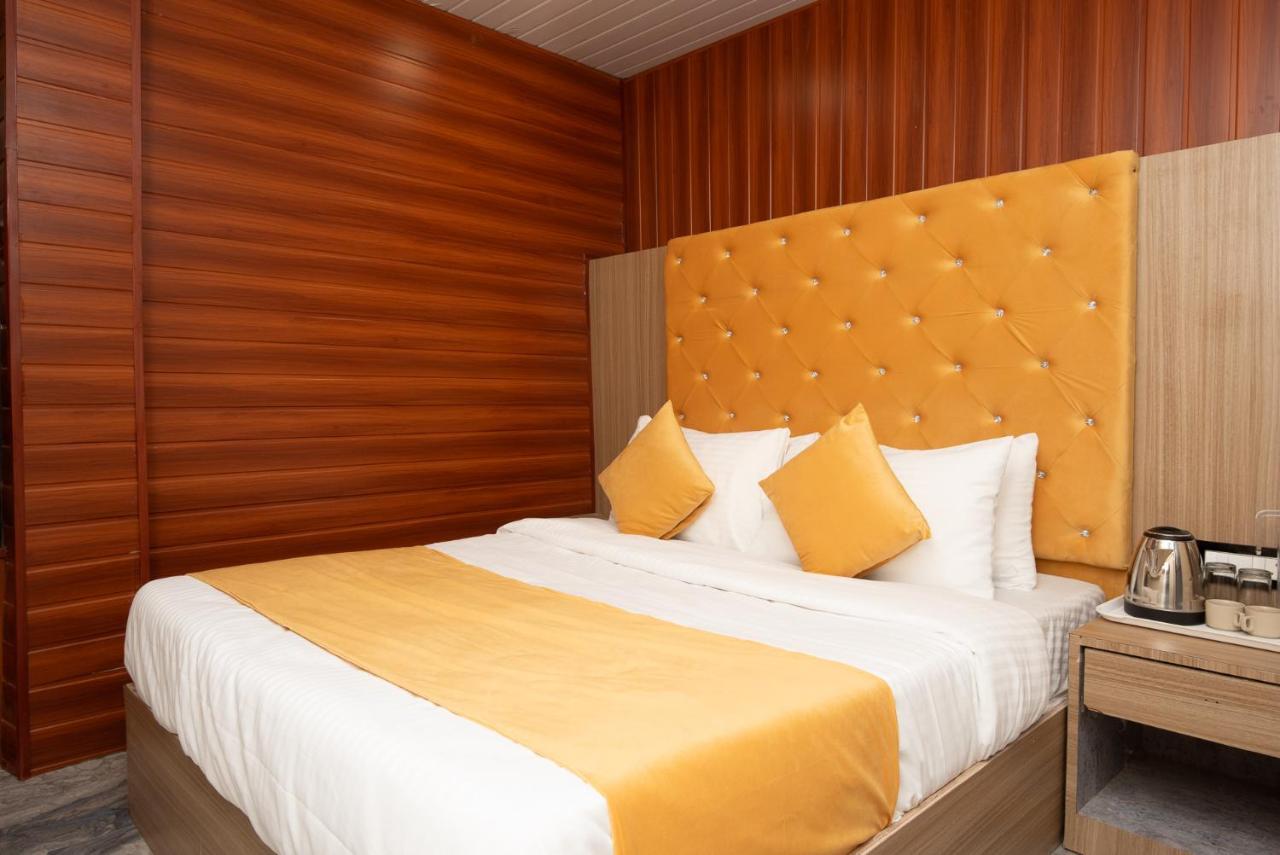 Hotel Priceless Suite Bombay Exhibition Centre Goregaon West Bombay Extérieur photo